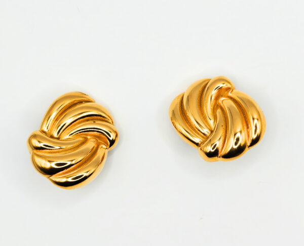 EMELIA Vintage Stud Earrings